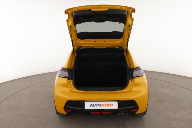 Peugeot 208 image 6
