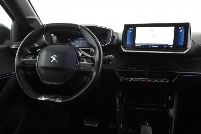 Peugeot 208 image 8