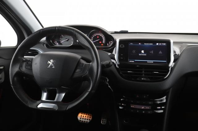 Peugeot 2008 image 2