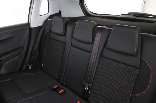 Peugeot 2008 image 4