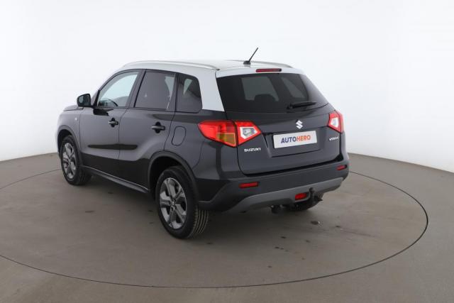 Suzuki Vitara image 5