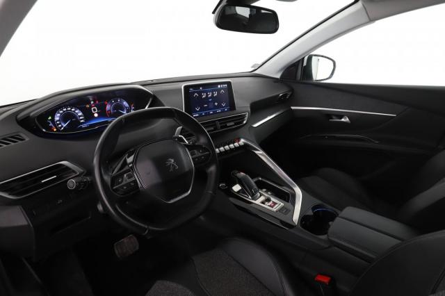 Peugeot 5008 image 2