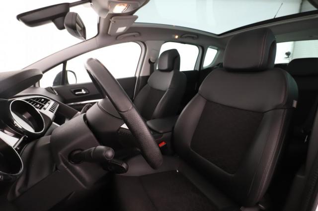 Peugeot 3008 image 8
