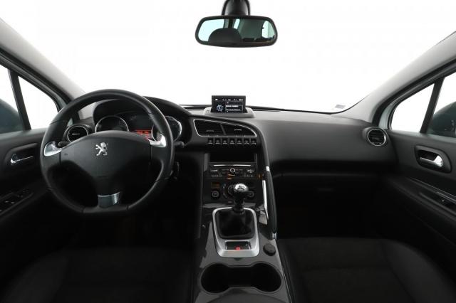 Peugeot 3008 image 2