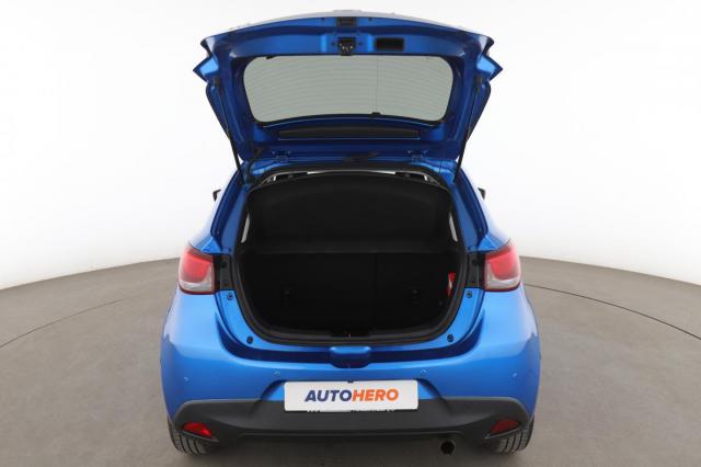 Mazda 2 image 6