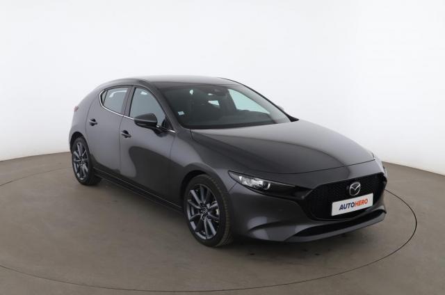 Mazda 3 image 2