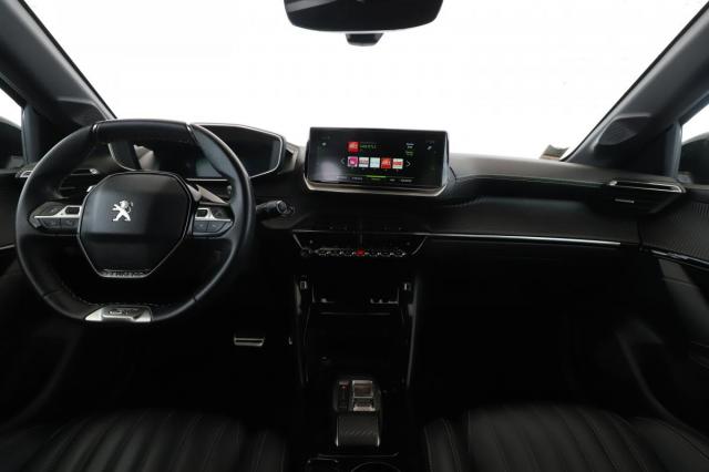Peugeot 208 image 9