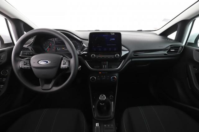 Ford Fiesta image 8