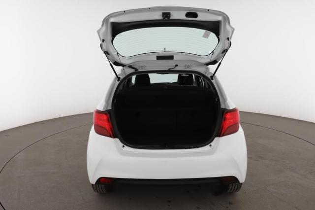 Toyota Yaris image 6