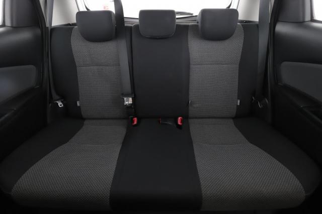 Toyota Yaris image 4