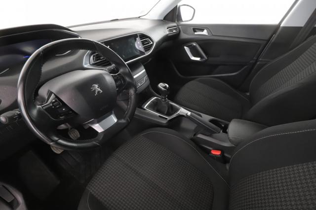 Peugeot 308 image 5