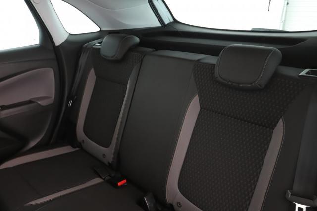 Opel Crossland X image 1