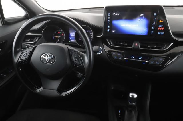 Toyota C-Hr image 4