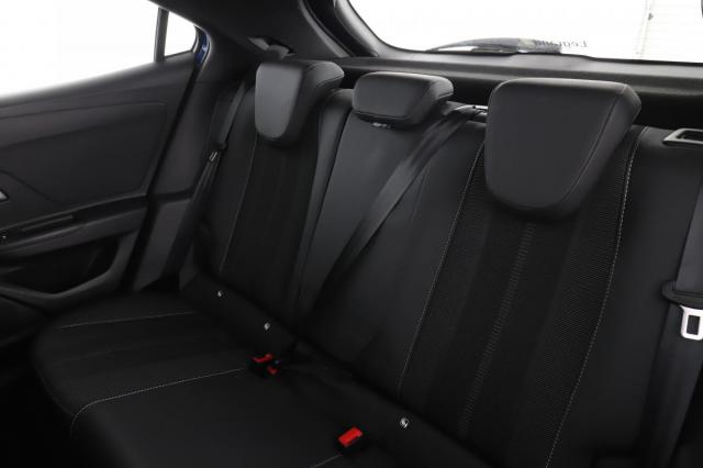 Opel Mokka image 2
