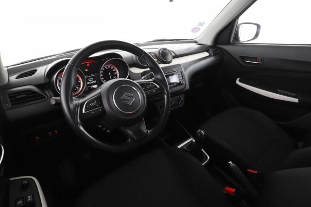 Suzuki Swift image 6