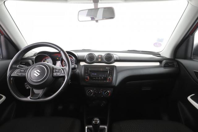 Suzuki Swift image 8
