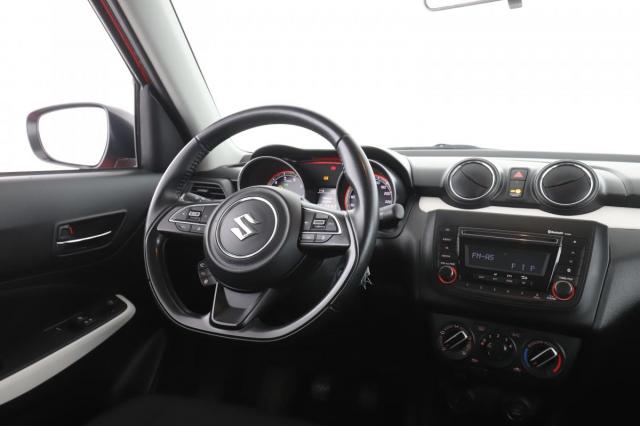 Suzuki Swift image 2