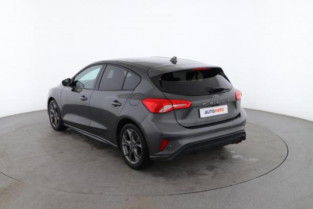 Ford Focus image 3