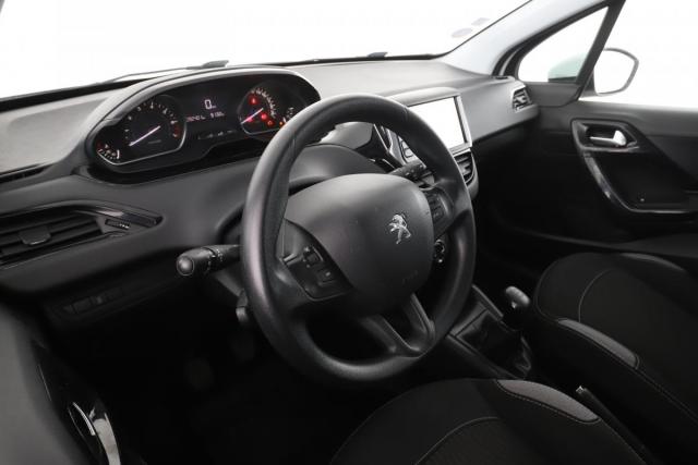 Peugeot 208 image 4