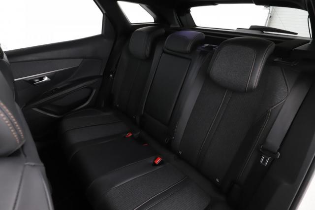 Peugeot 3008 image 7