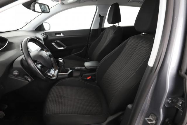 Peugeot 308 image 8