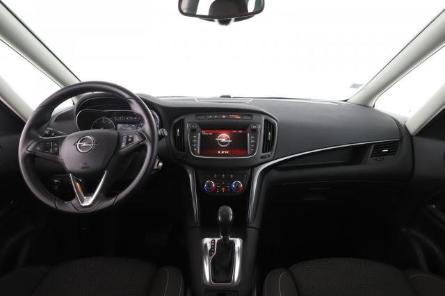 Opel Zafira image 6