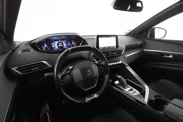 Peugeot 3008 image 2