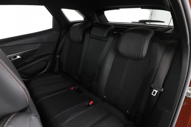Peugeot 3008 image 3