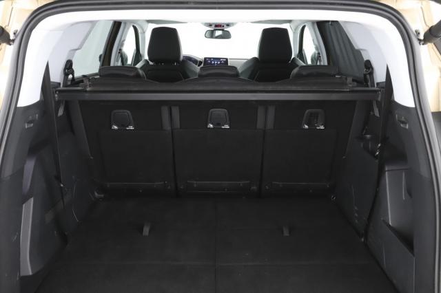 Peugeot 5008 image 6