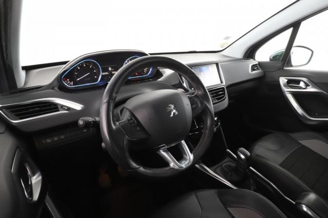 Peugeot 2008 image 7