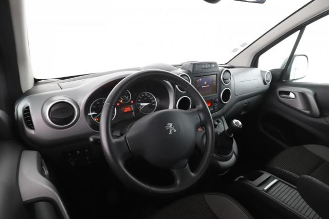 Peugeot Partner Tepee image 8