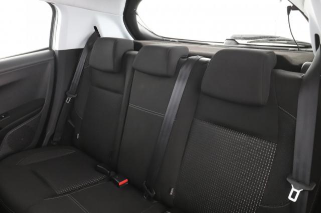 Peugeot 208 image 3