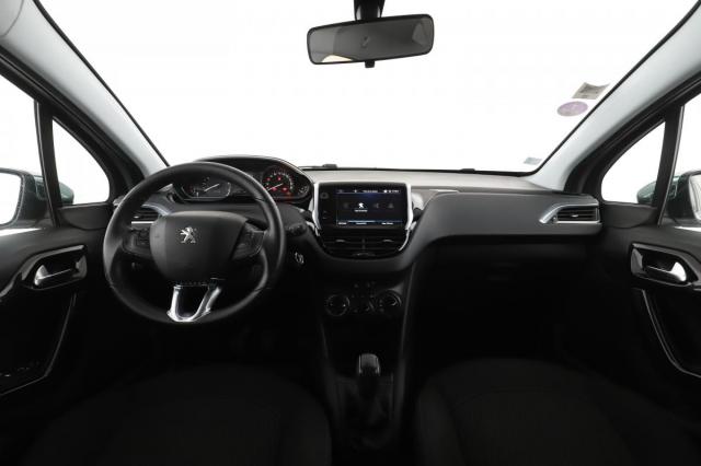 Peugeot 208 image 4
