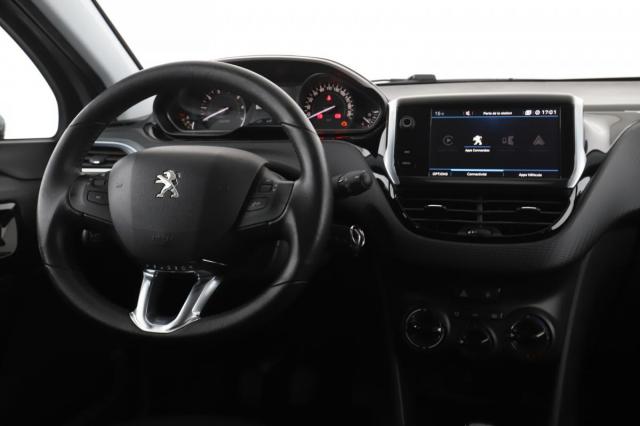 Peugeot 208 image 5