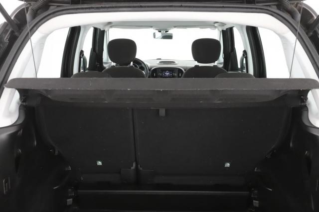 Fiat 500l image 8