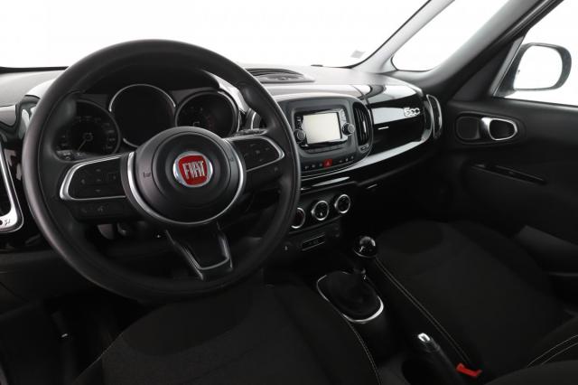 Fiat 500l image 6
