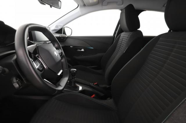 Peugeot 208 image 9