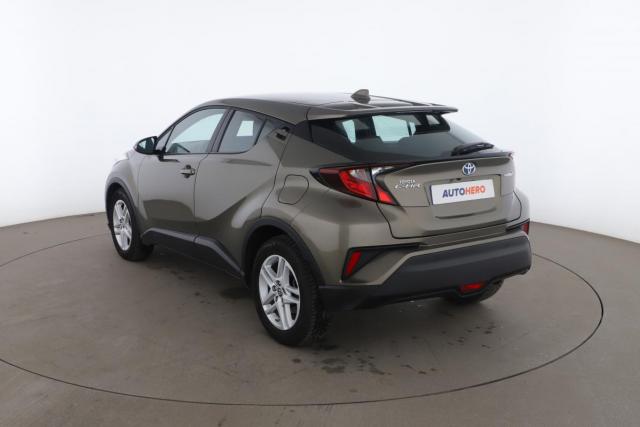 Toyota C-Hr image 7