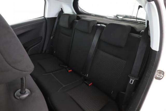 Peugeot 208 image 7