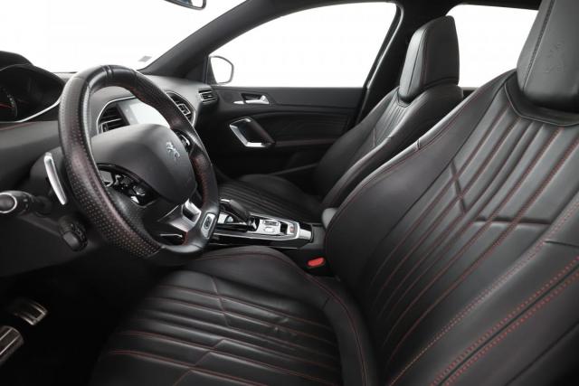 Peugeot 308 image 2