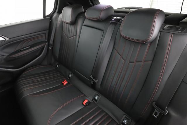 Peugeot 308 image 8