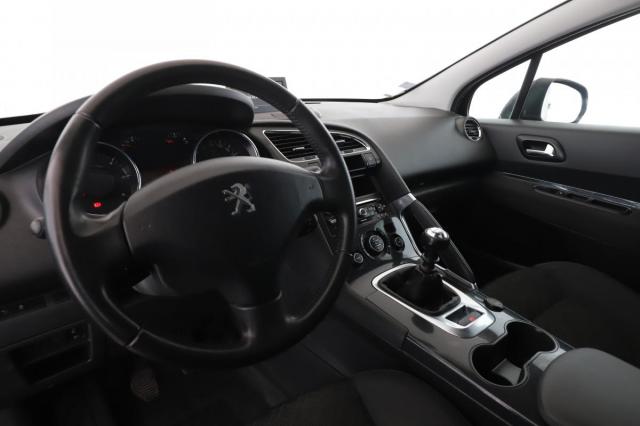 Peugeot 3008 image 1