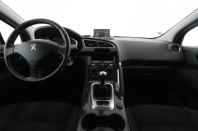 Peugeot 3008 image 3