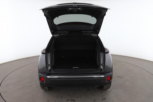 Peugeot 2008 image 3