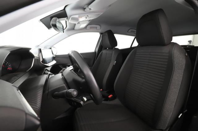 Peugeot 2008 image 5