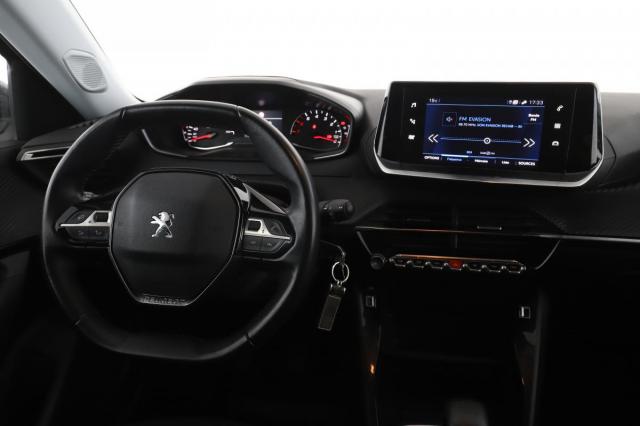 Peugeot 2008 image 7
