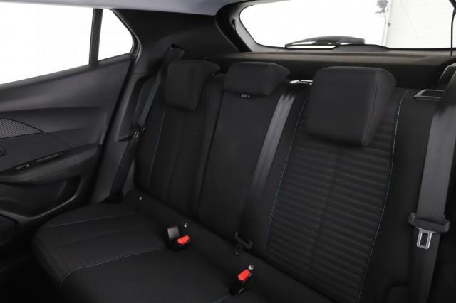 Peugeot 2008 image 4