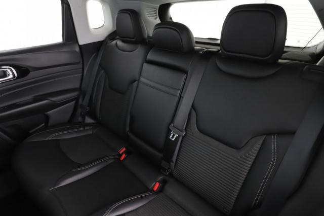 Jeep Compass image 6
