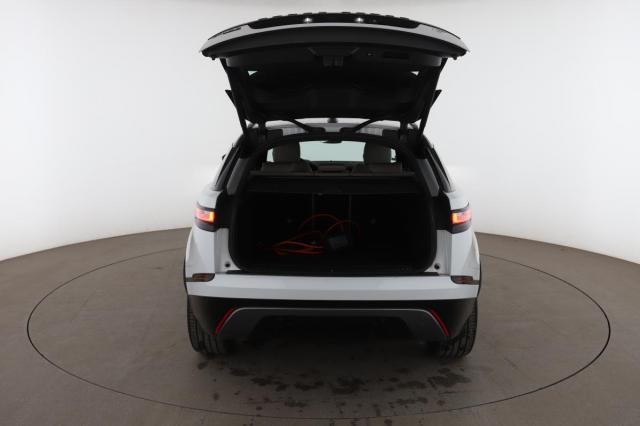 Land Rover Range Rover Velar image 8
