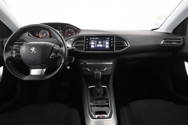 Peugeot 308 image 8